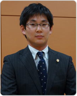 弁護士　伊伏 康典（Yasunori Ibushi）写真